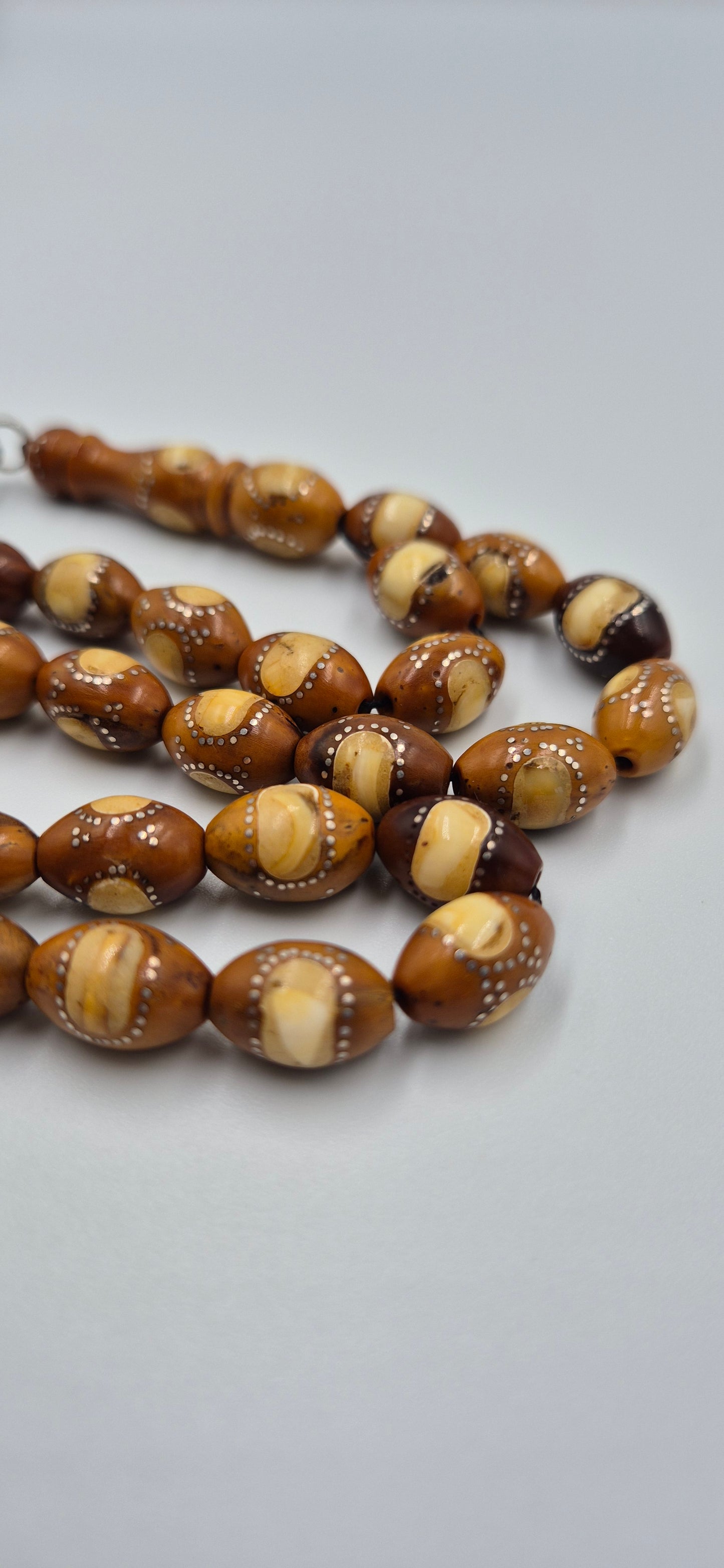 Desert Moon Narjil - 33 Beads Mesbah