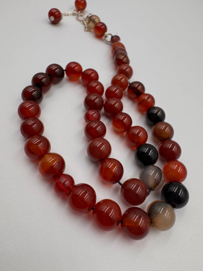 Flame Red Agate - 33 Beads Mesbah